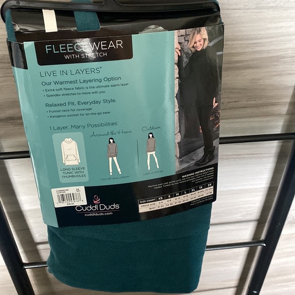 NWT- Soft! Women’s Plus Cuddl Duds LS Tunic with Thumbholes, Hunter - Picture 3 of 3